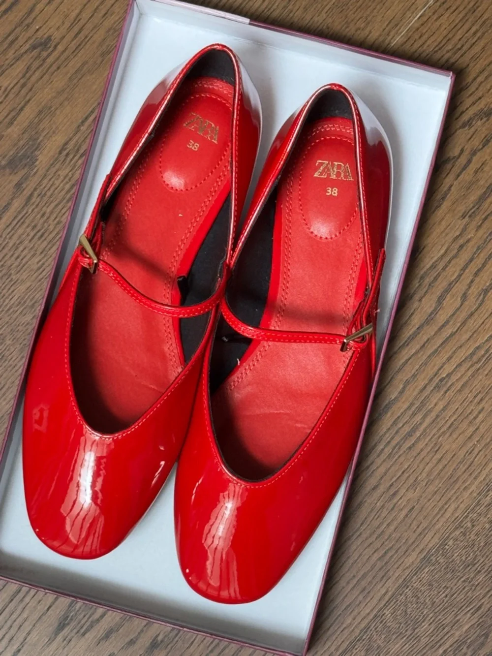ZARA FAUX PATENT BALLET FLATS WITH ANKLE STRAP size 38 - Picture 4 of 9